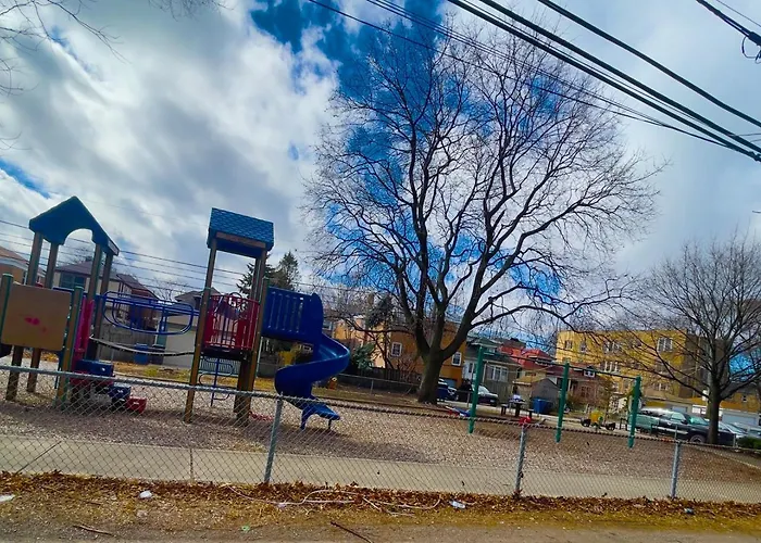Close To Nwu & Hospitals Evanston