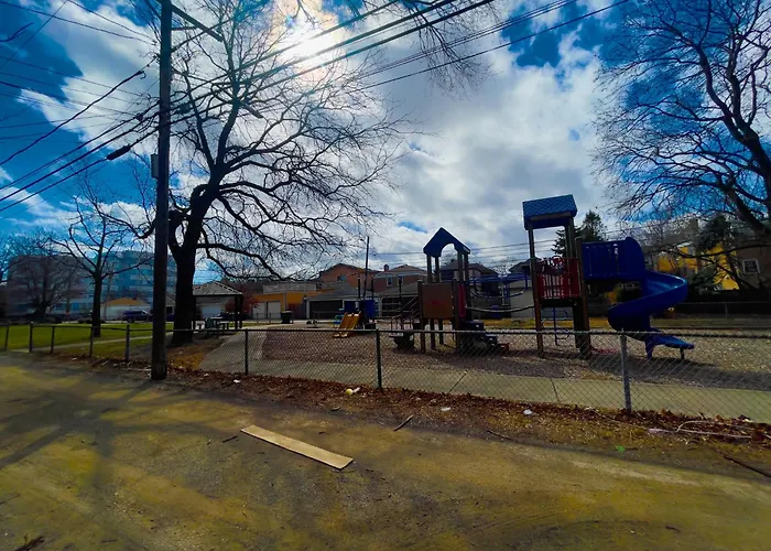 Close To Nwu & Hospitals Apartment Evanston