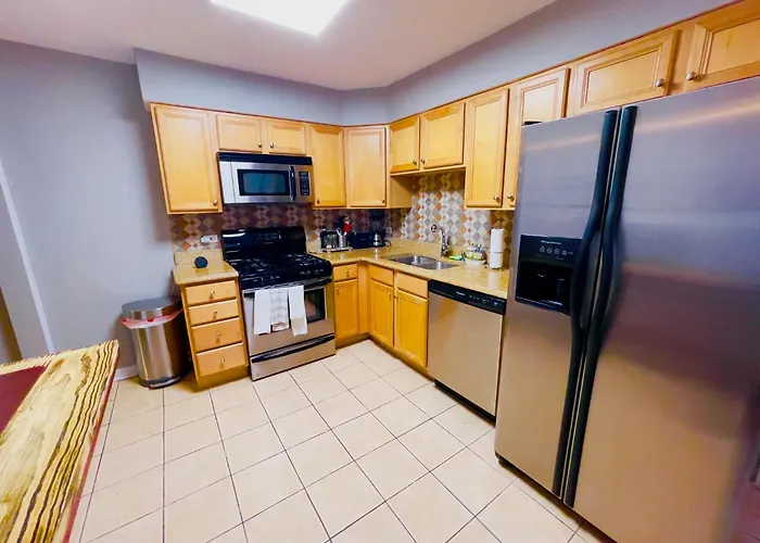 Close To Nwu & Hospitals Evanston