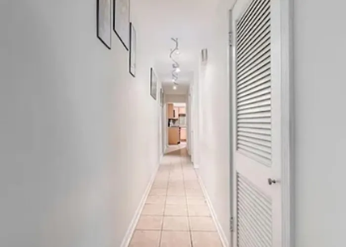 Close To Nwu & Hospitals * Evanston
